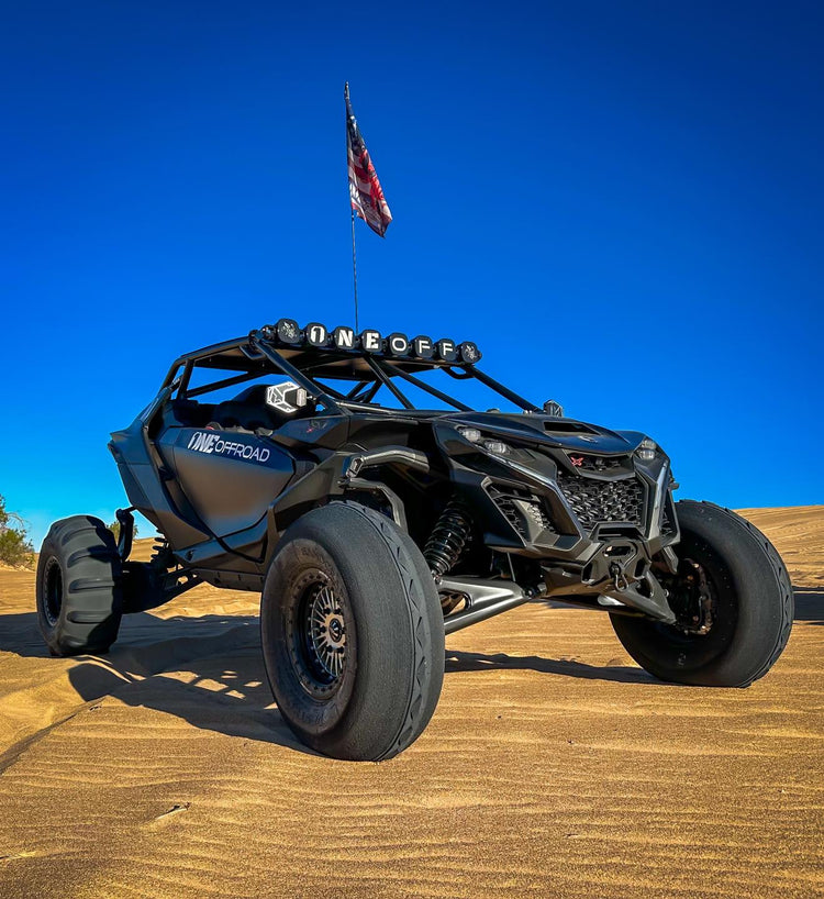 Can Am Maverick R